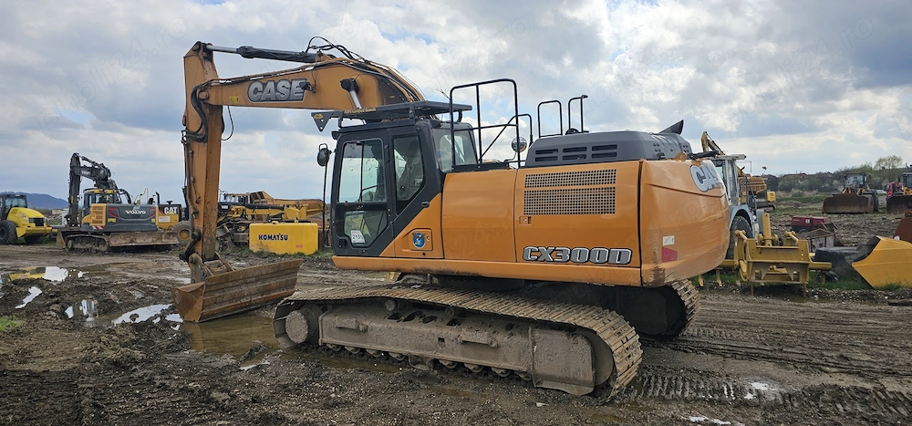 Excavator pe senile Case CX300 D