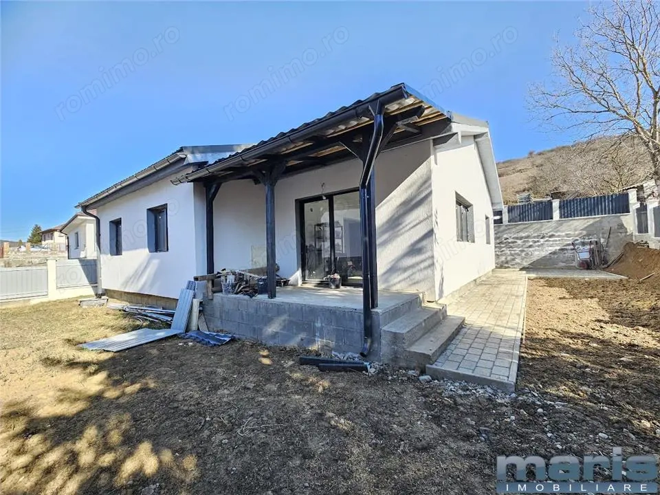 Vanzare casa NOUA cu 3 dormitoare Sancraiu, zona Pestisorul