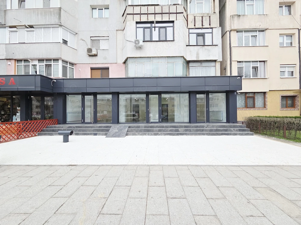 Spatiu comercial stradal renovat complet TOTUL NOU