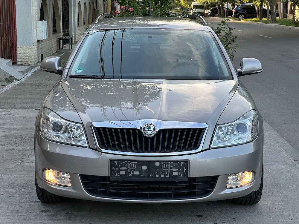 SKODA OCTAVIA 1.2 BENZINĂ 
