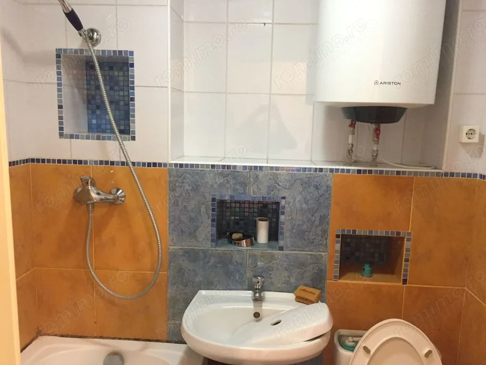 Garsoniera zona Berceni