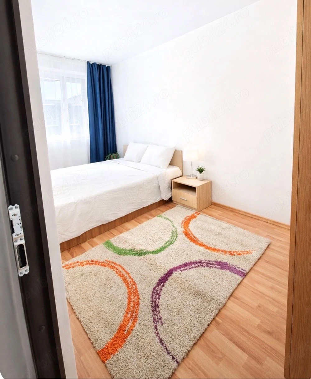 Inchiriez apartament 3 camere