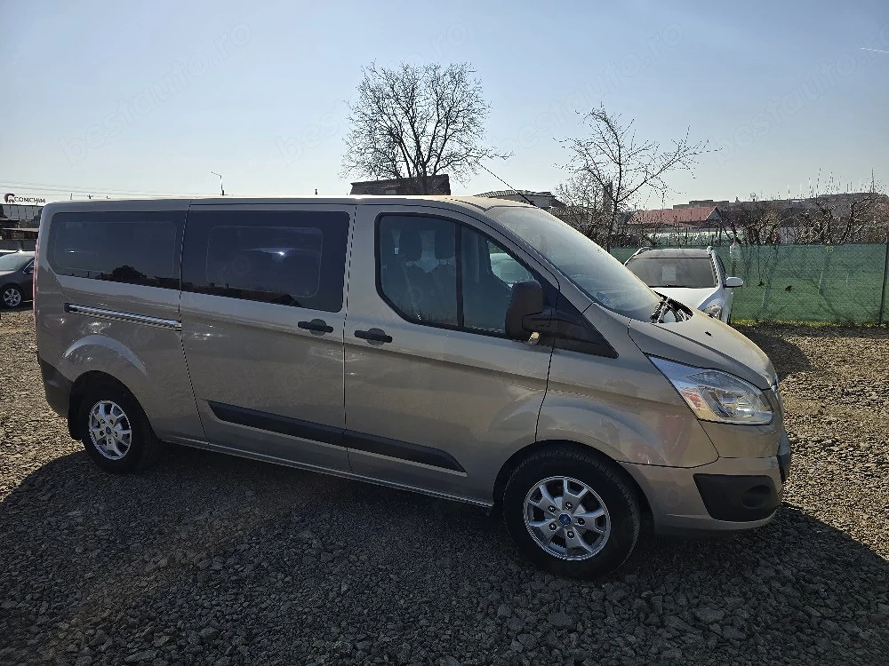 Ford Custom 7+1 2.2d 