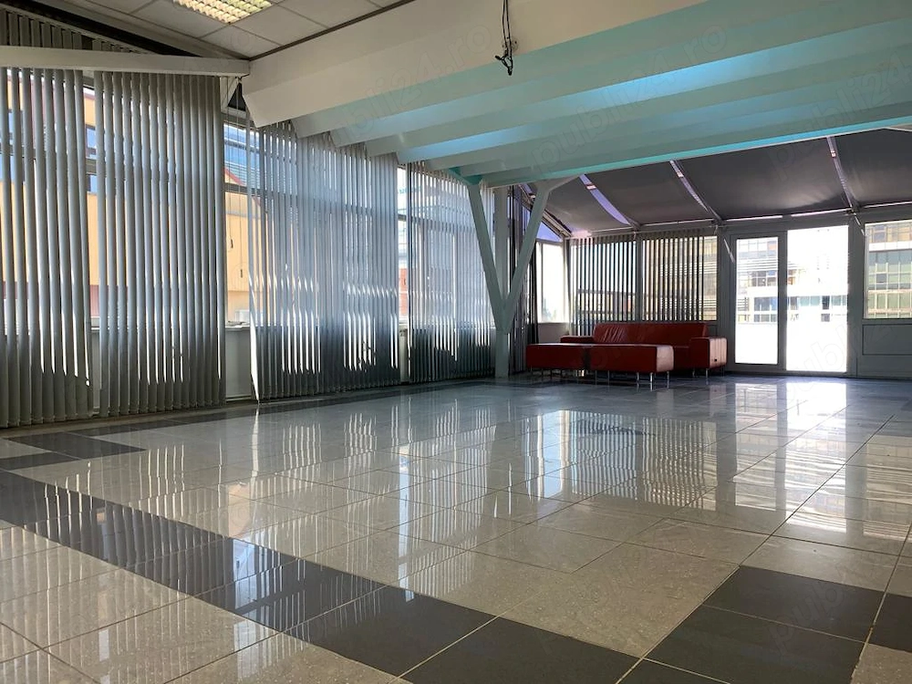 Piata 700, Unirii SAD 110 mp+40 mp terasa, ultracentral,parcare