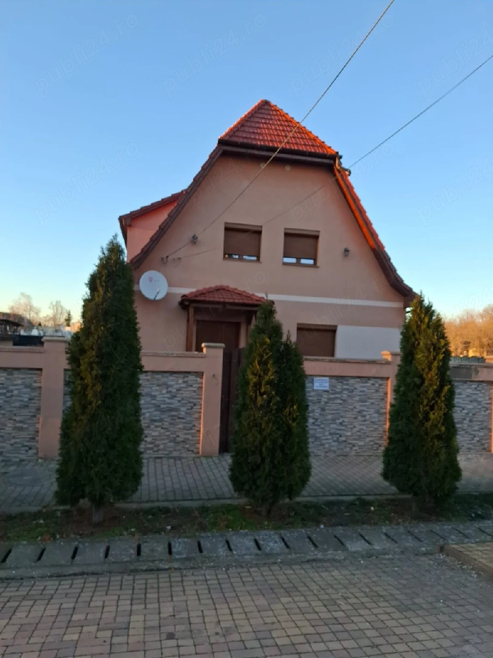 Casa de vanzare