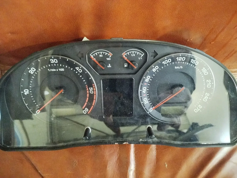 Ceasuri bord Skoda superb 1