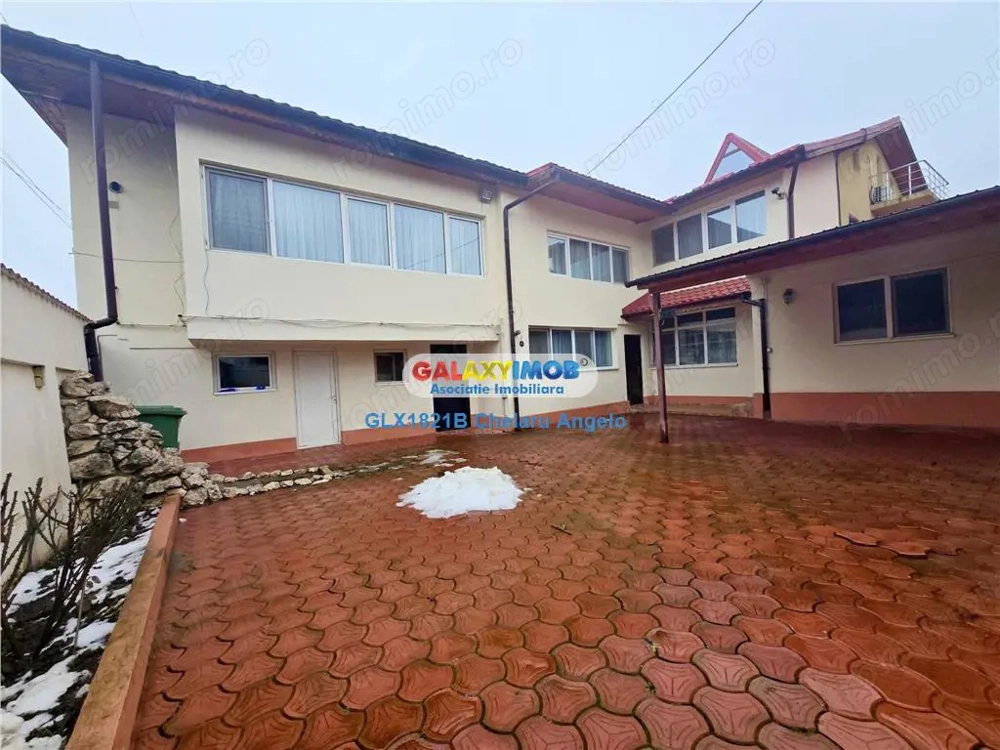 Dobroesti,vila  8 camere,garaj,185 mp utili, teren 222 mp.la cheie