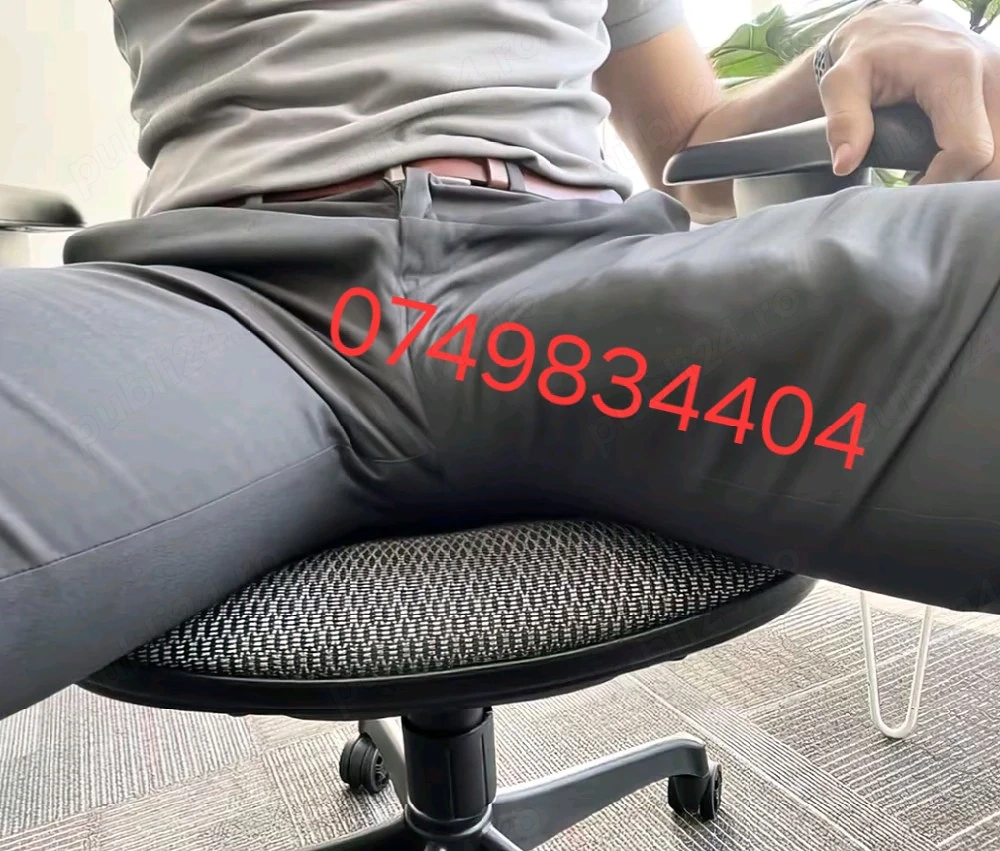 băiat trav DISCRET dotat XXXL confirm pe whassap 