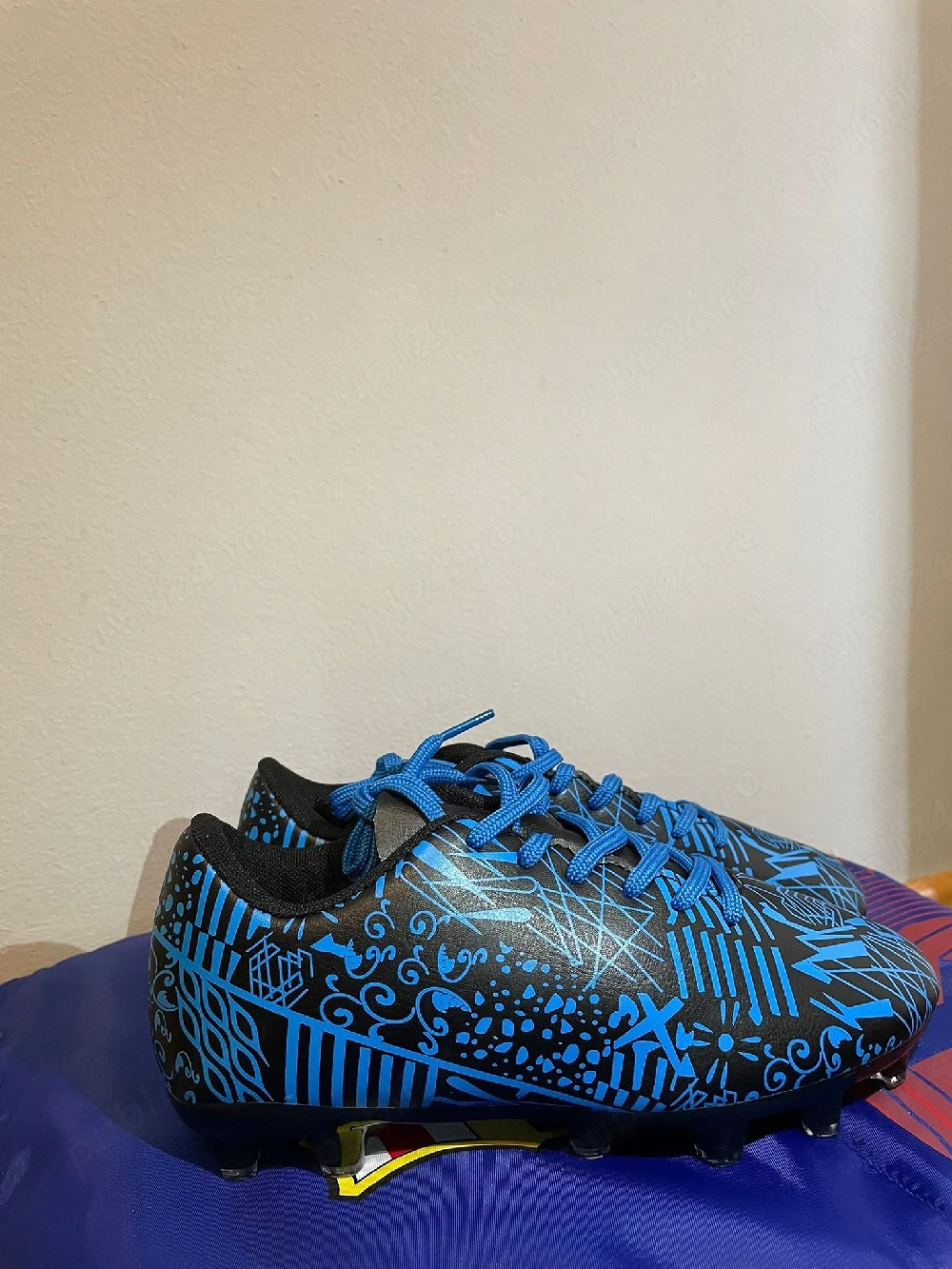 Ghete de fotbal copii,numarul 35 Noi