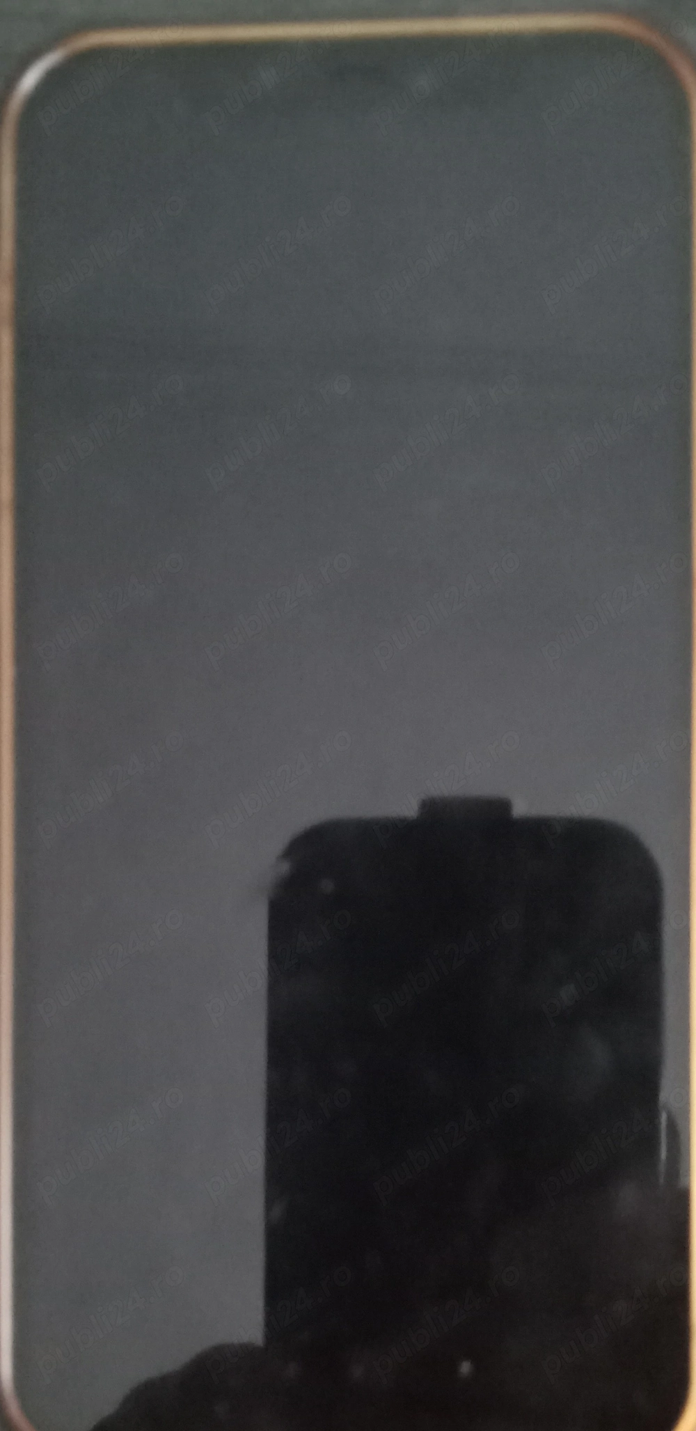 Vand iphone 12 ALB,64 G,  folosit, cu toate auxiliarele, inclusiv cutie