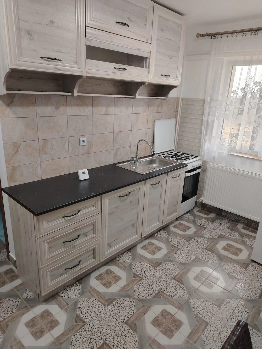 Închiriez microapartament