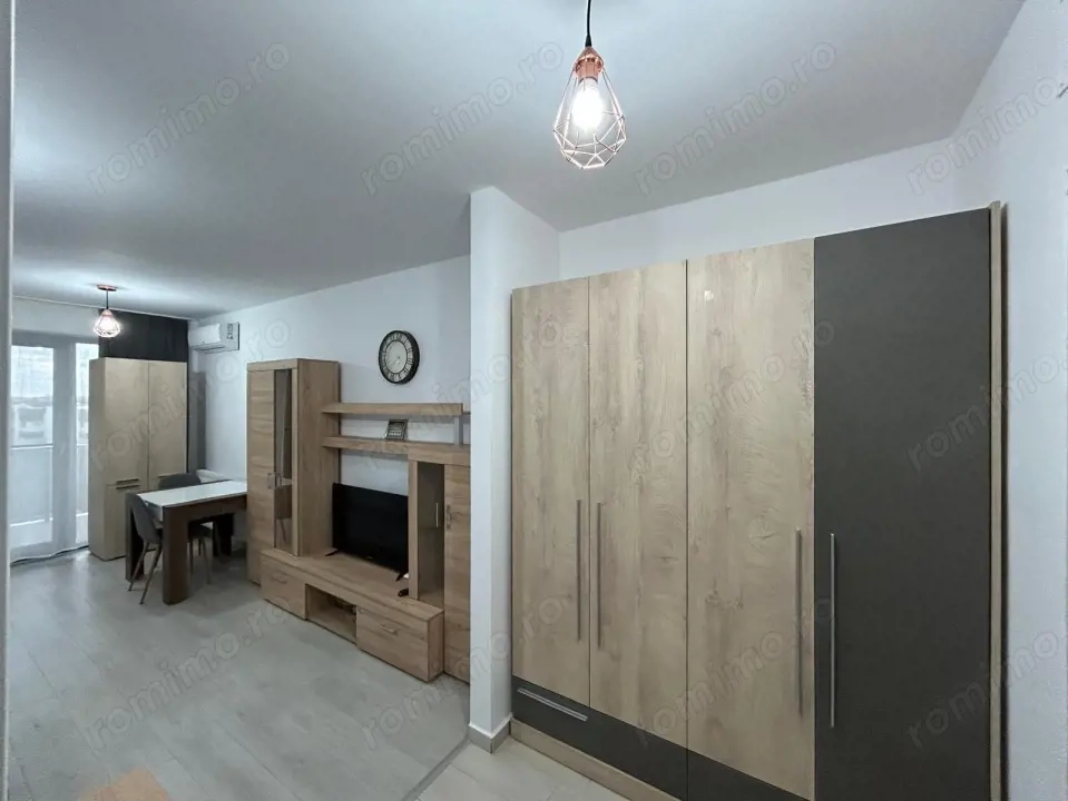 Garsoniera, 30mp, cetrala proprie, metrou, Hils Brauner