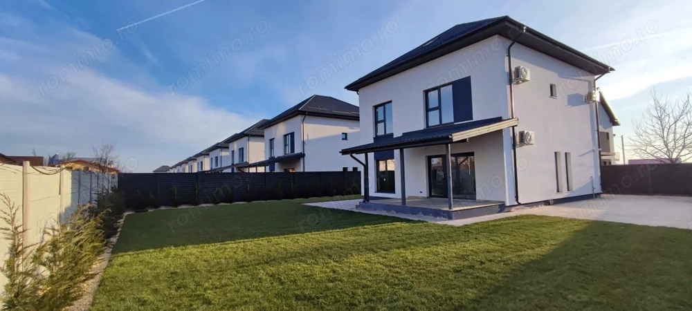 Vilă Individuală cu 700 mp Teren și Mansardă Amenajată