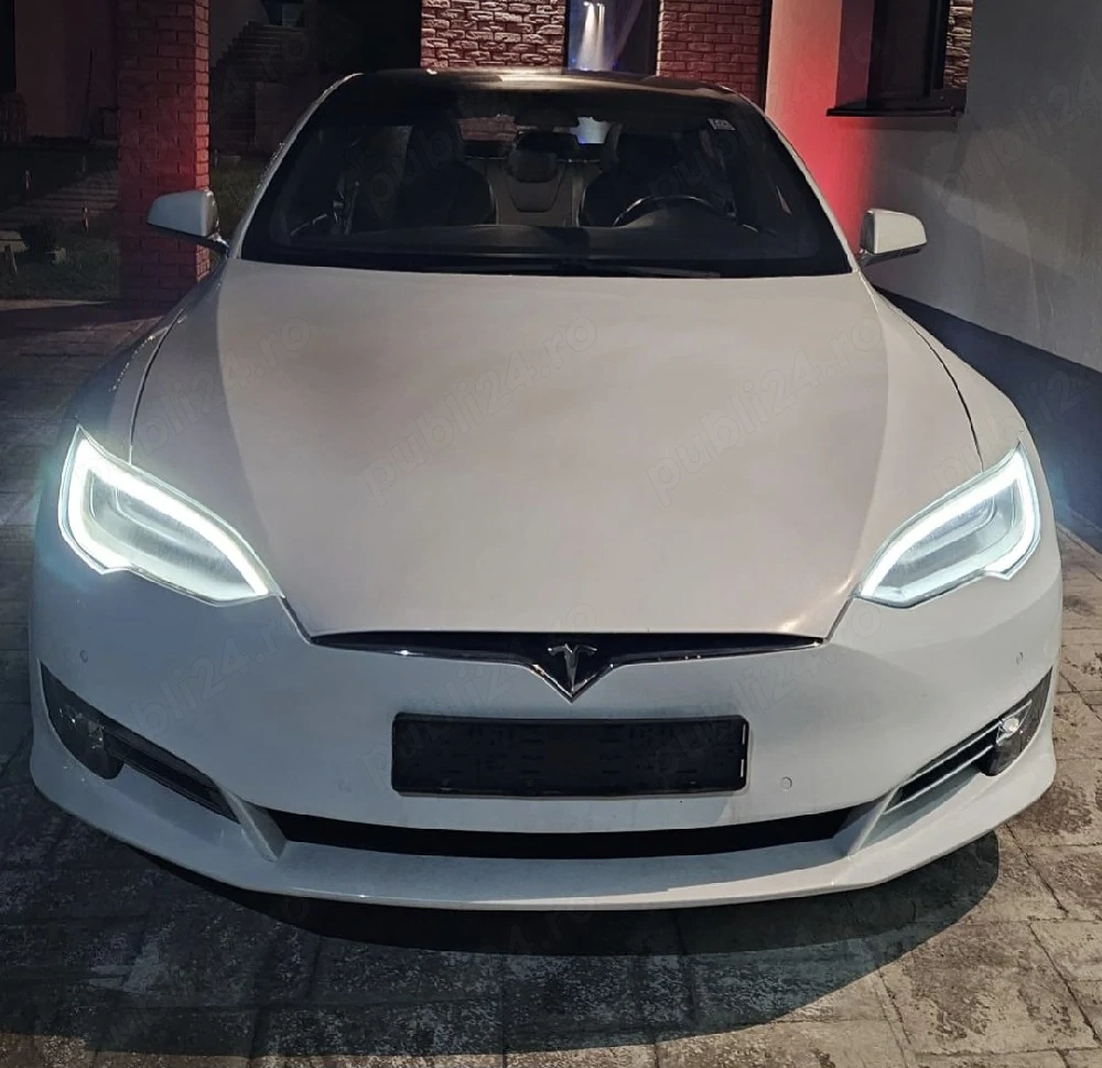 Tesla Model S Dual Motor FSD Hardware Premium Connectivity pe viata
