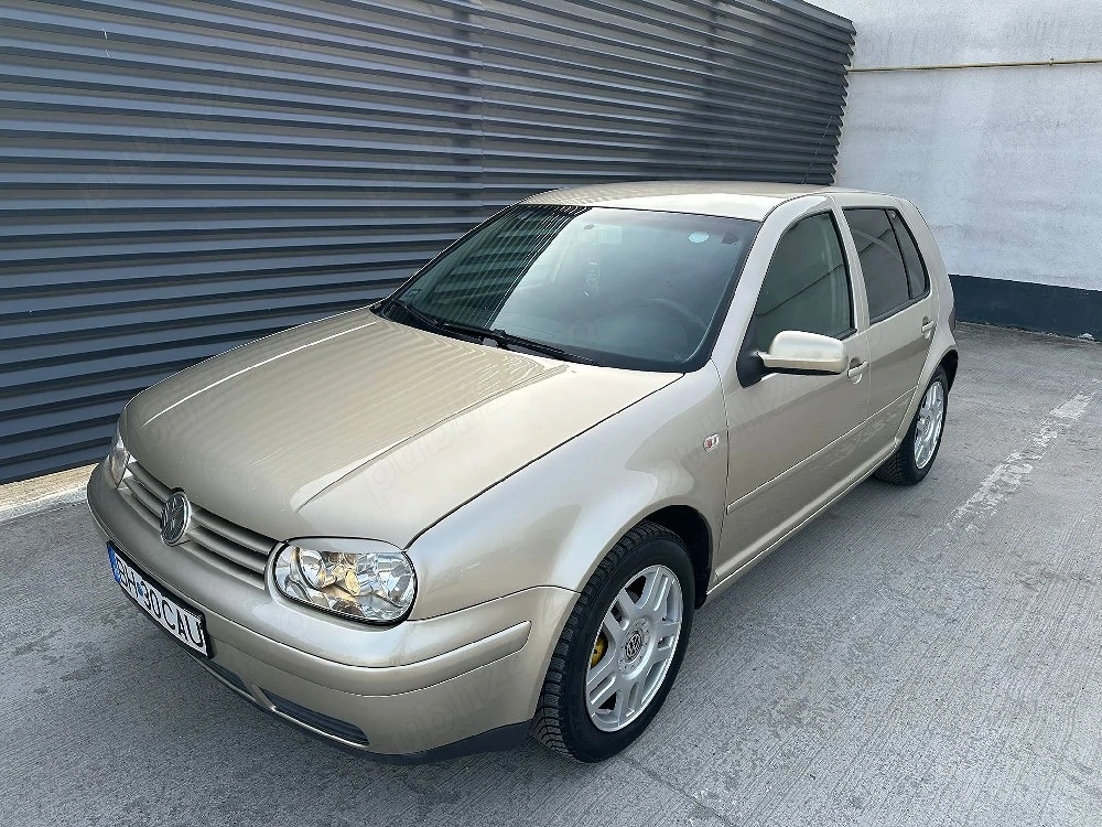 Volkswagen Golf 1.6benzina 2003