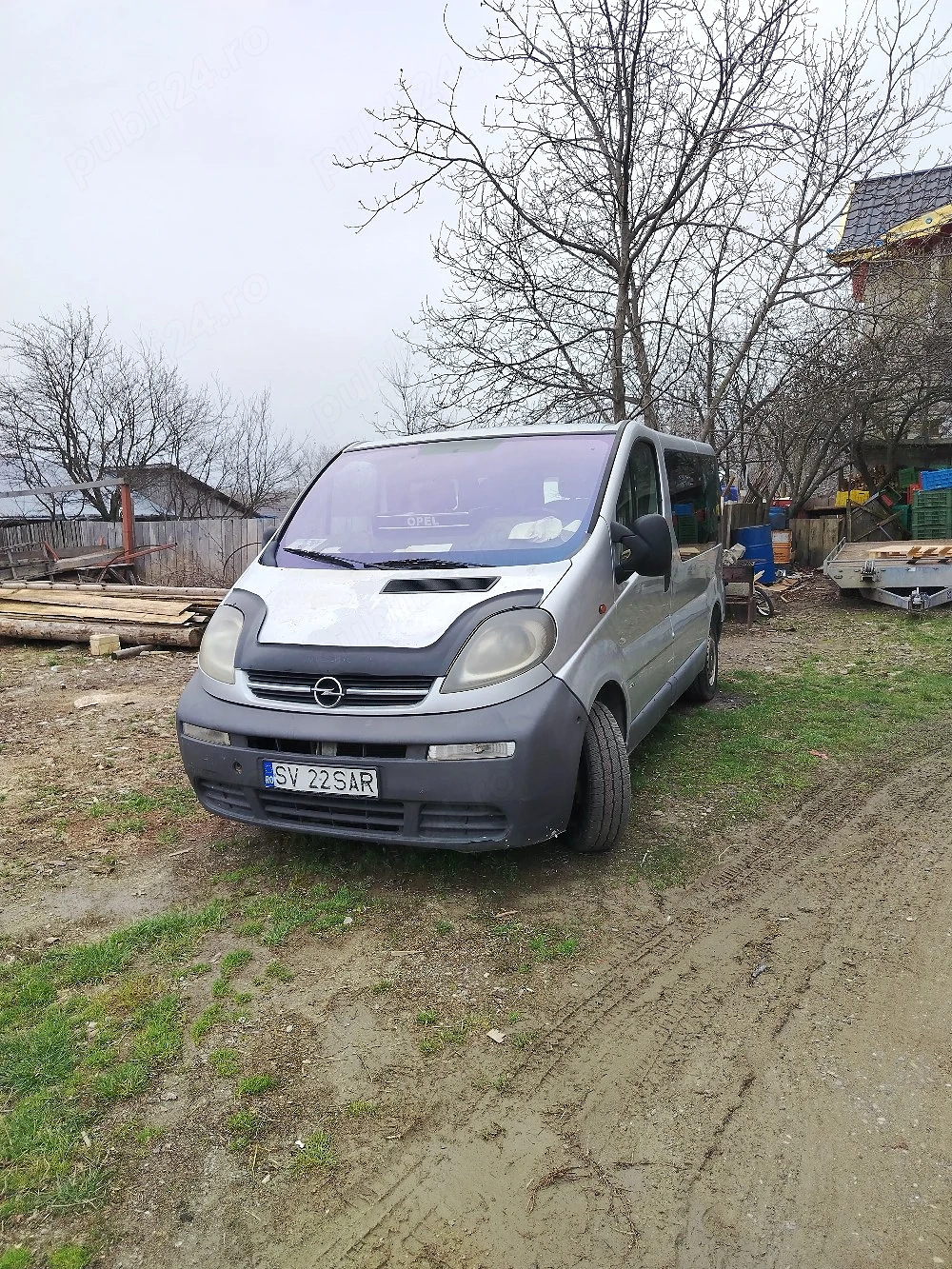 Vând Opel Vivaro 1.9 Tdi