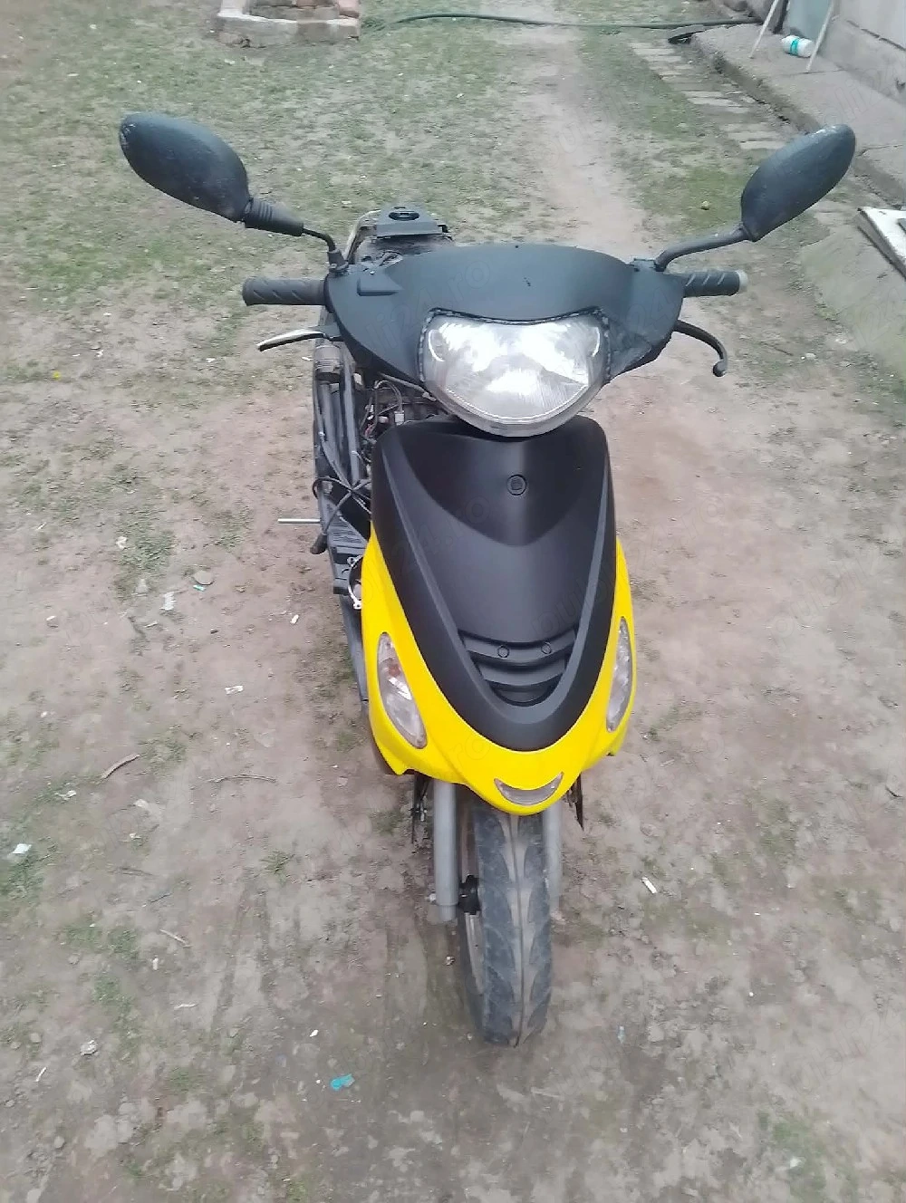 vand scuter perfect funcțional 