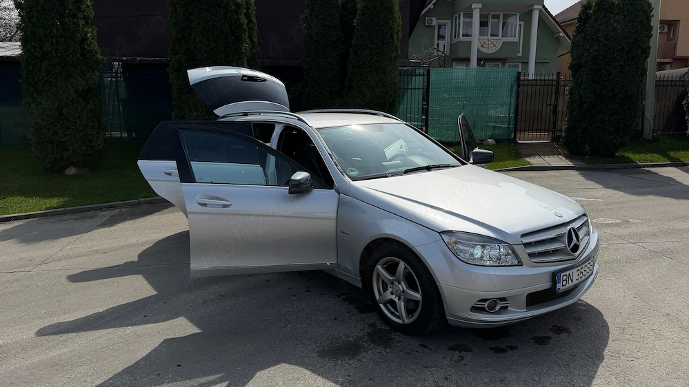 Mercedes C220 CDI W204 Break Automat Navi CarPlay Încălzire Scaune