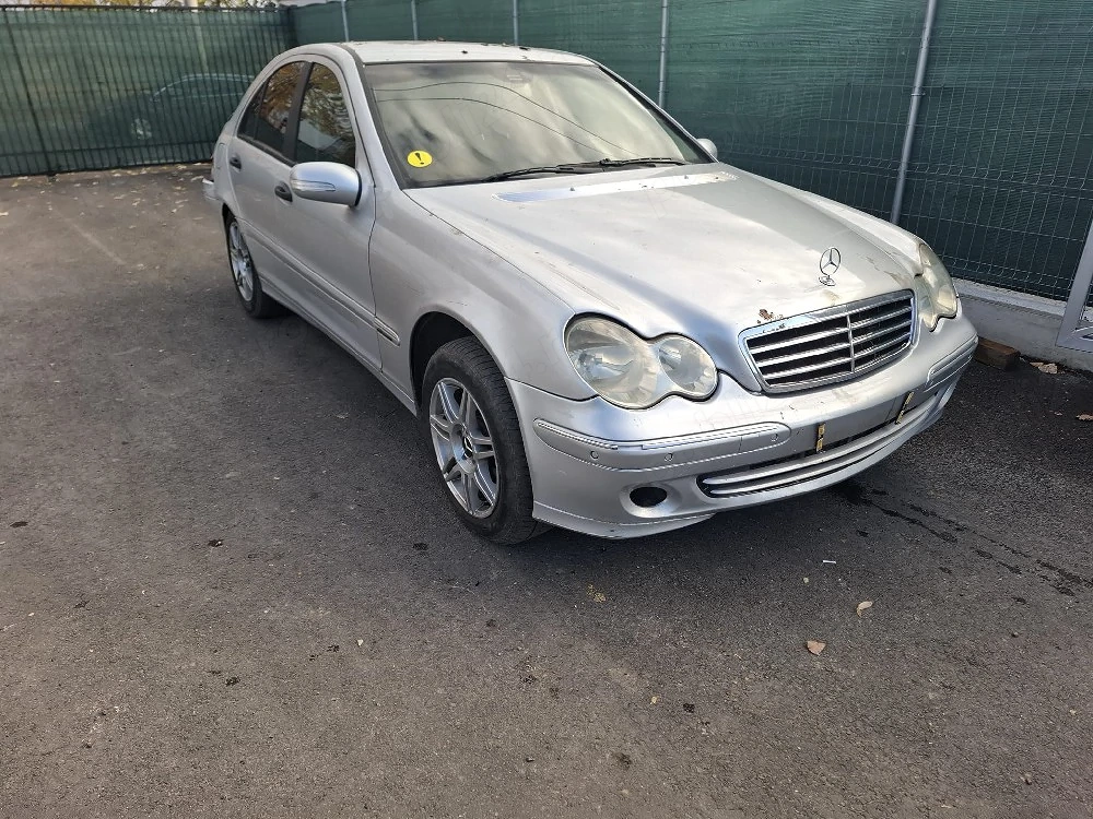 dezmembrez mercedes c class 2007