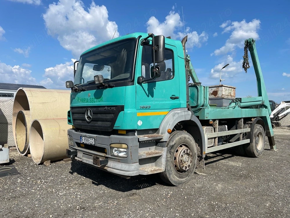 Containieră Mercedes Benz Axor 18.23 Skiploader (nu Abrollkipper)