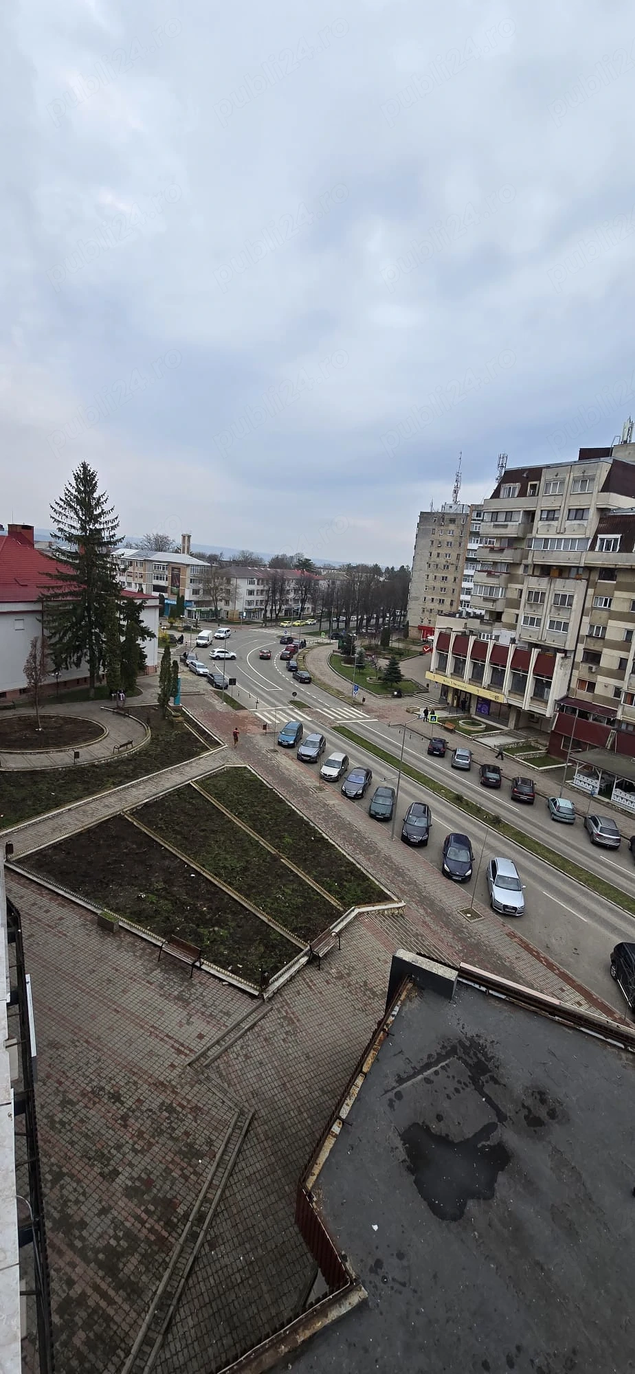 Vand Apartament - centru Pascani - renovat