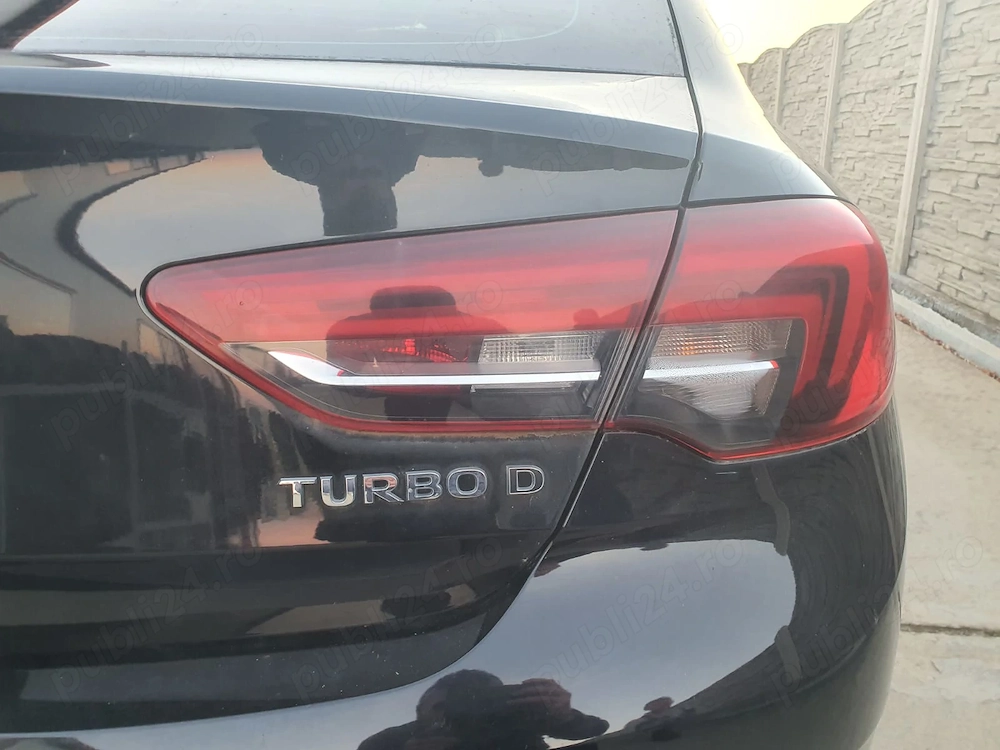 Stop haion Insignia B hatchback stanga/dreapta