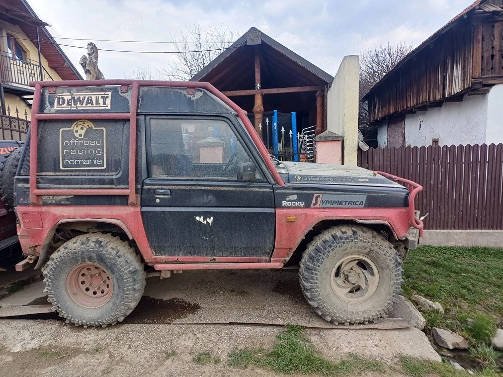 vand Daihatsu Rocy