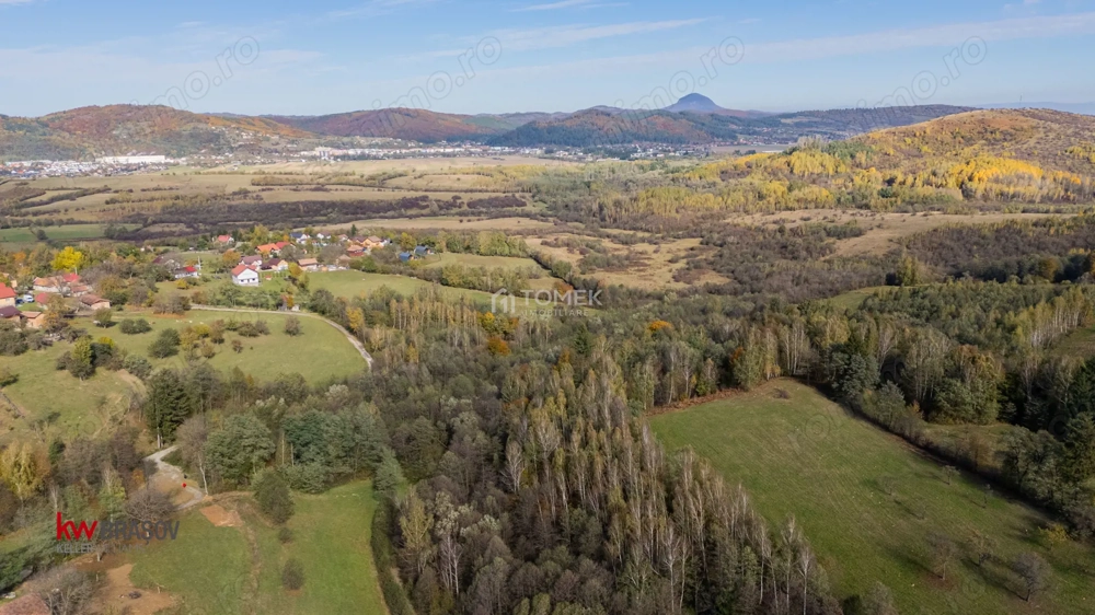 Teren intravilan în Zărnești, zona Tohanita, cu pădurice și parau curg