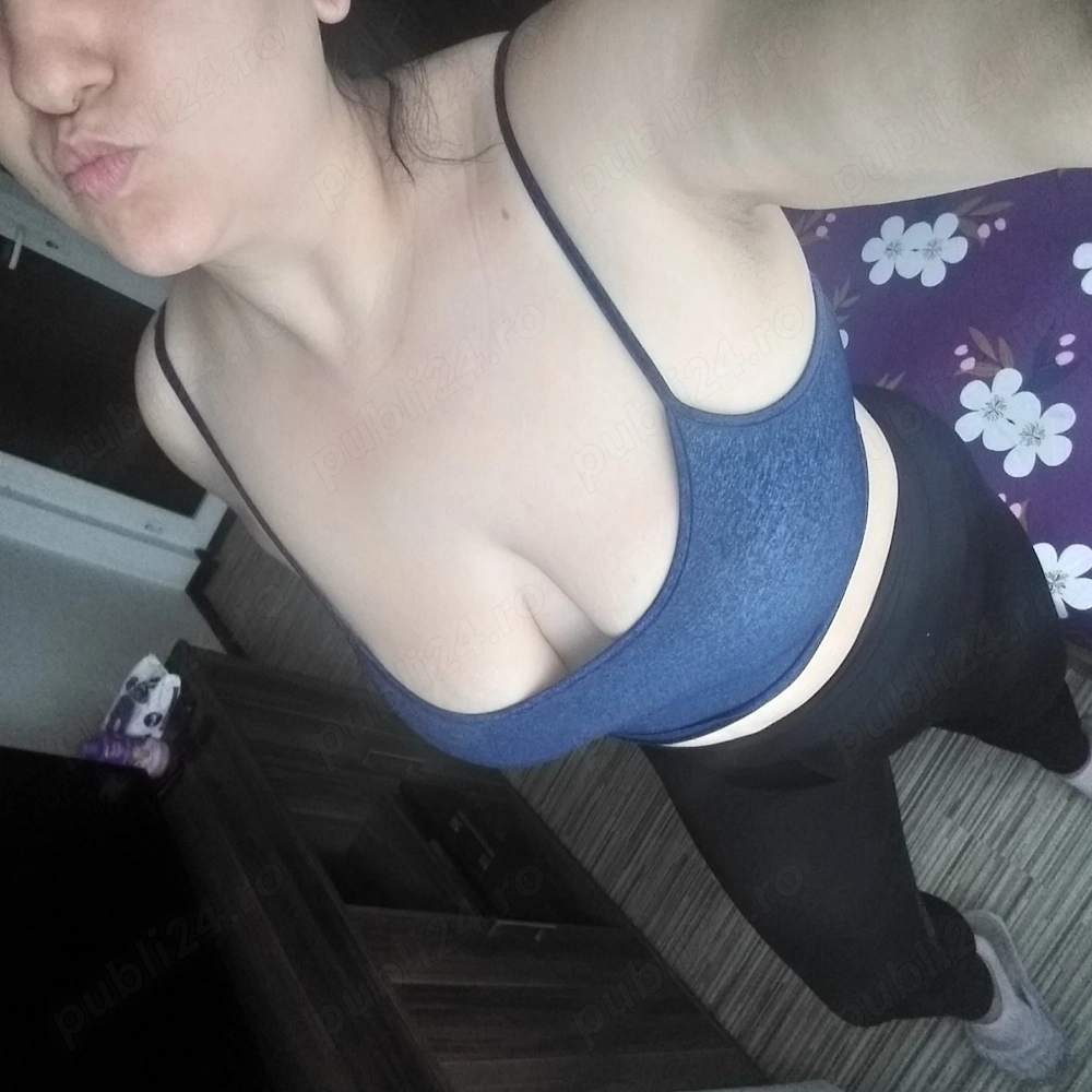 Bruneta reala singura ln locatie servicii full