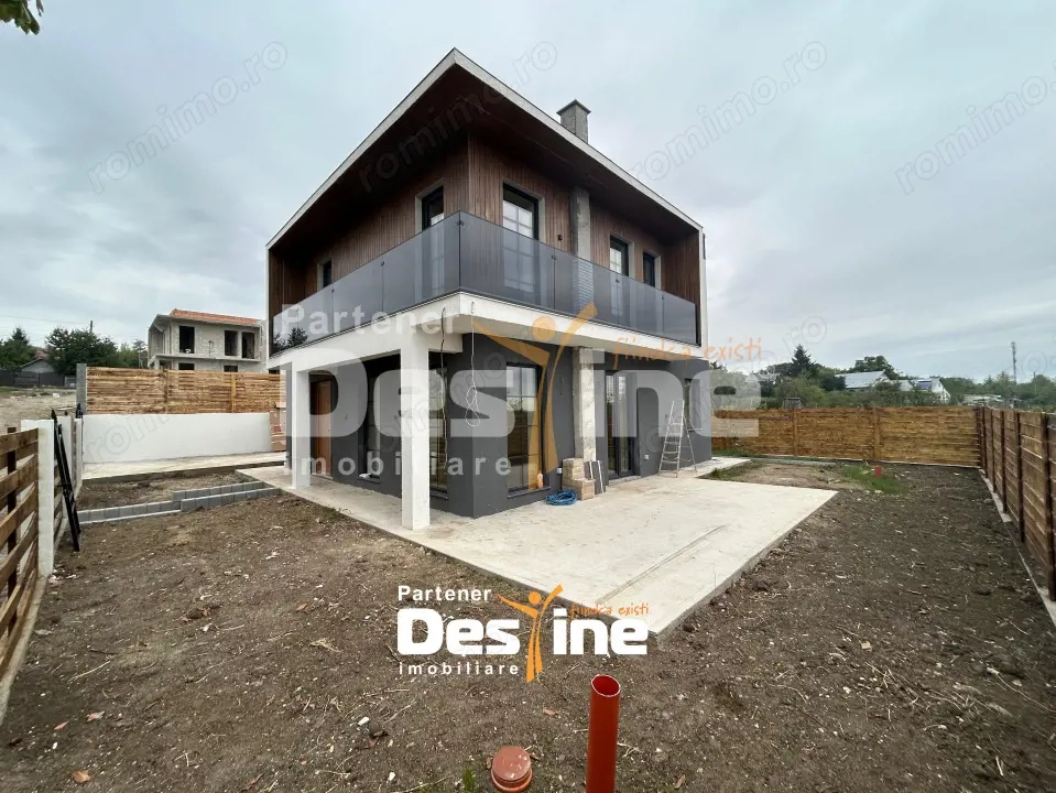 Casa individuala 120mp Teren 360mp Loc parcare terasa si curte generoasa Rediu