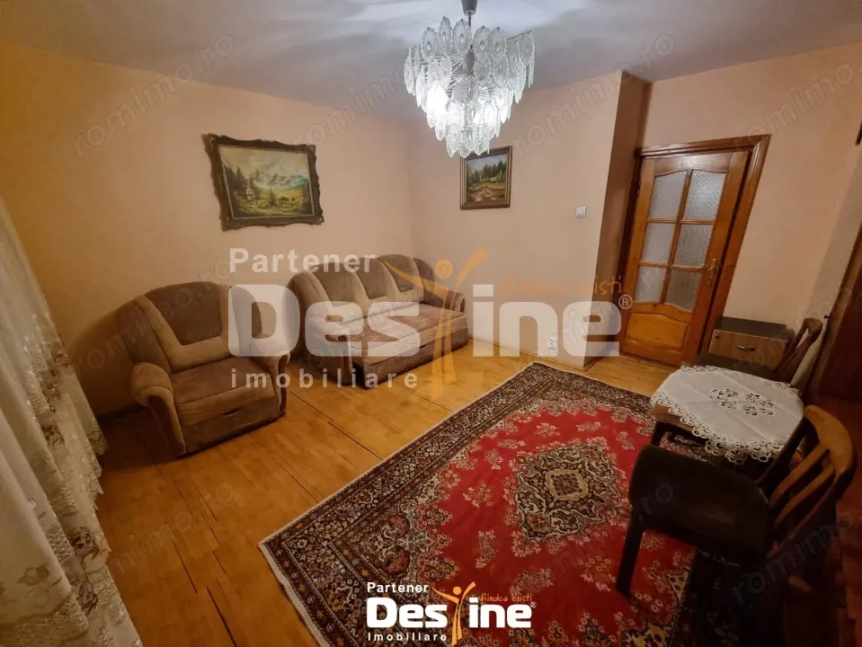 Apartament 1 cameră decomandat, zona CUG-Selgros, etaj 1, bloc turn cu lift
