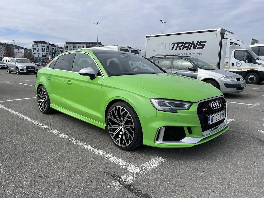 Audi RS3 Verde neon