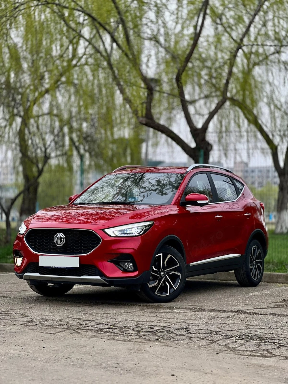 MG ZS 2  km 1.5 benzina