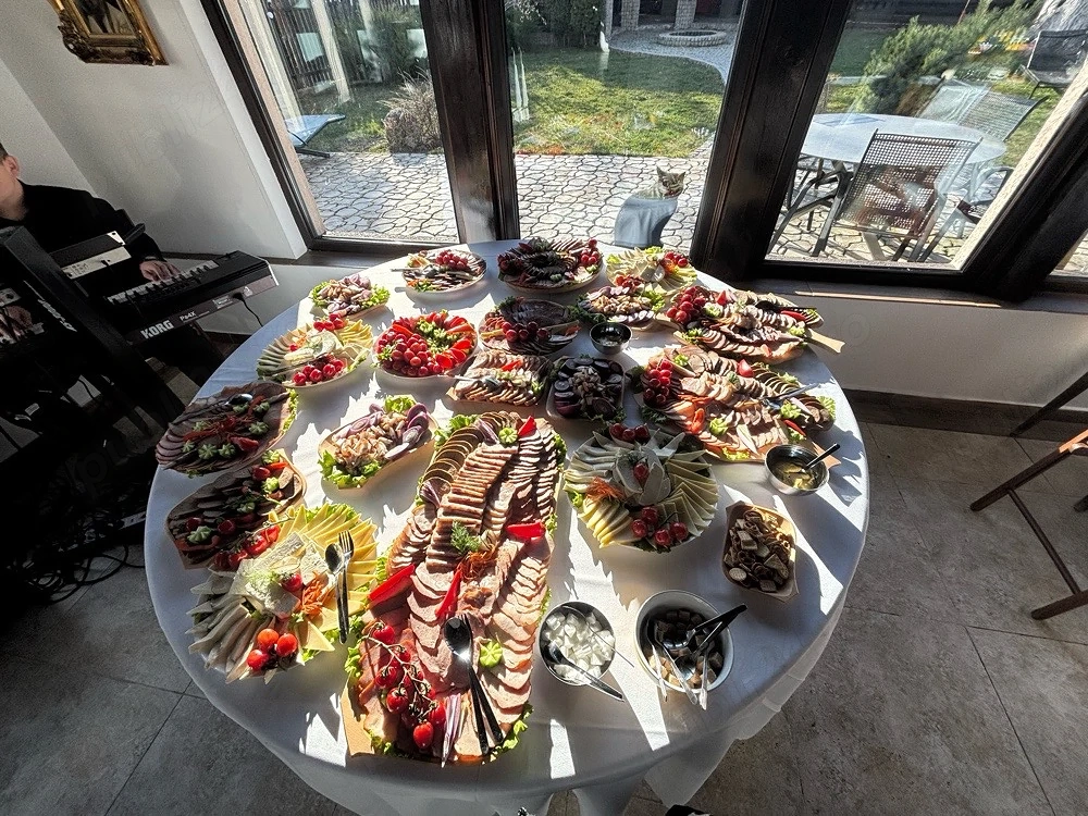 Bucatar cu experienta in bucataria traditional romanesca 