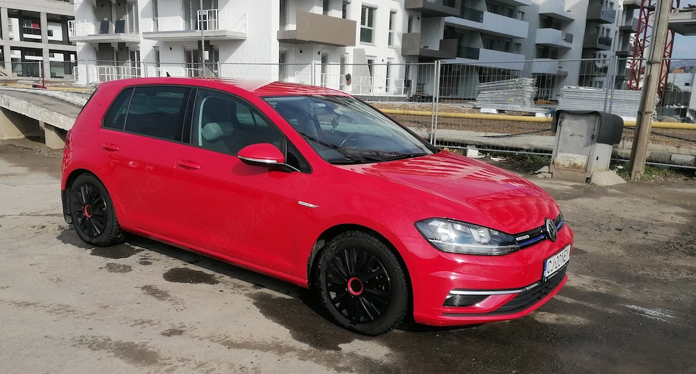 Vând Golf 7 din iulie 2019 
