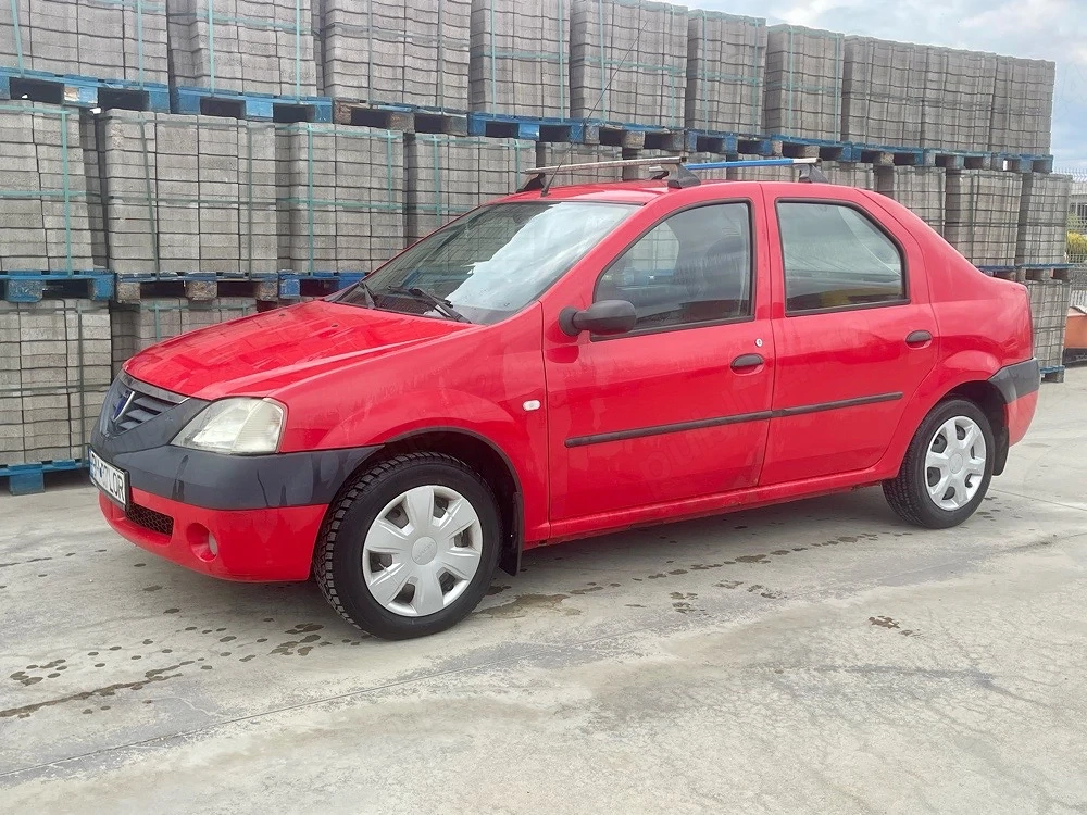 Vând Dacia Logan din 2005 cu motor de 1.4 MPI 75 kW