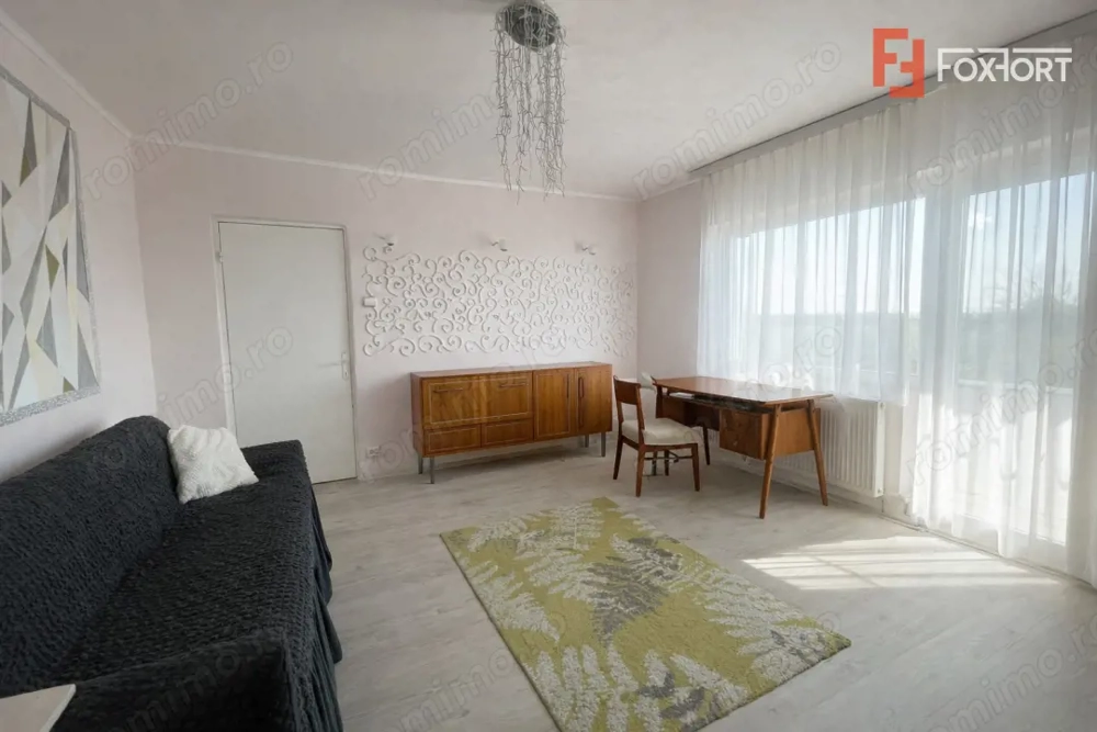 Apartament 3 camere, Micalaca, etaj 2 cu vedere spre malul Muresului 