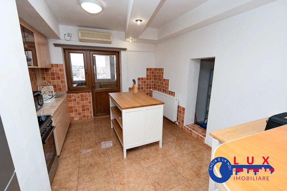 ID 636 De inchiriat - Apartament 3 camere ULTRACENTRAL