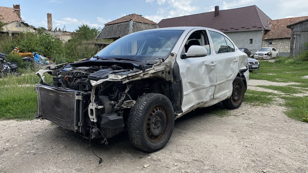 Dezmembrez Skoda Octavia 1.6 CHG CHGA Benzina GPL Euro 5 2012