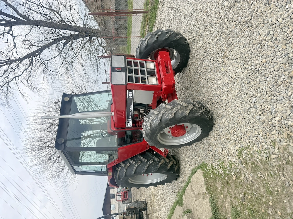 Vând sau schimb tractor Case Internațional 745 S
