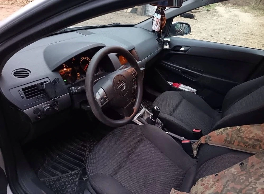 Vând opel astra h 