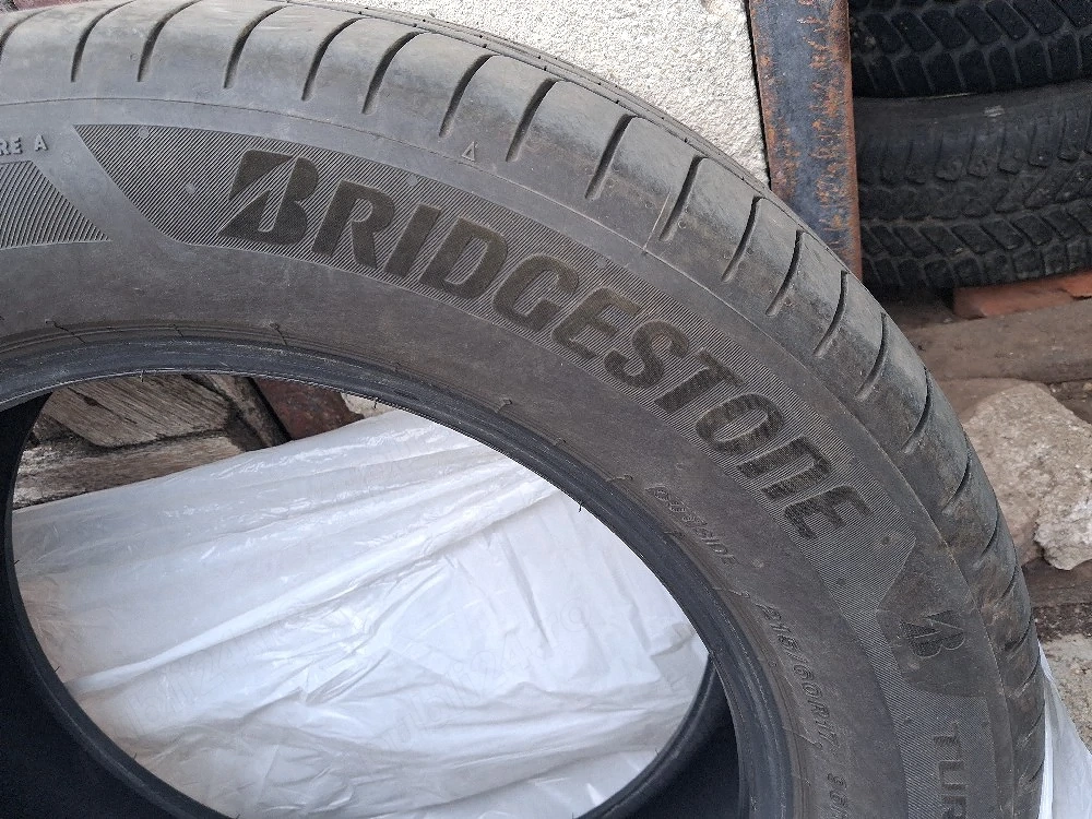 vand 4 anvelopele noi 215/60r17