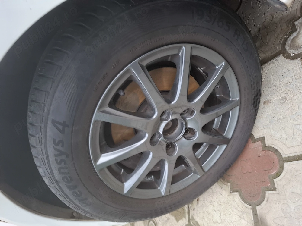 Vînt roți complete W ,jante aliaj cu amvelope de vara 195/65 r 15