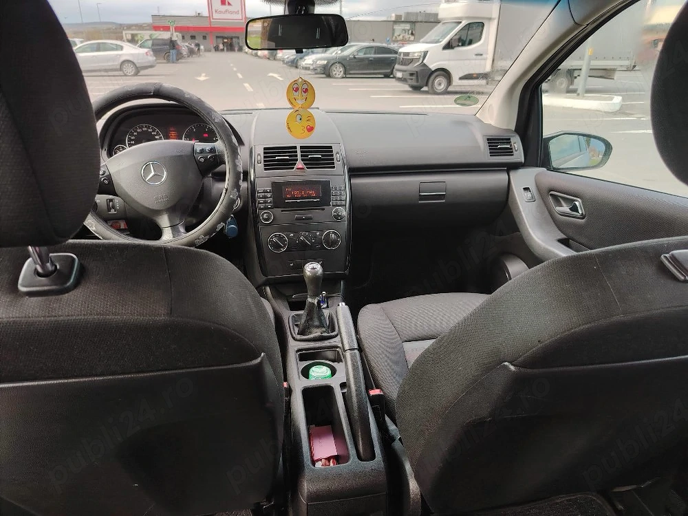 vând Mercedes A-Class A180 