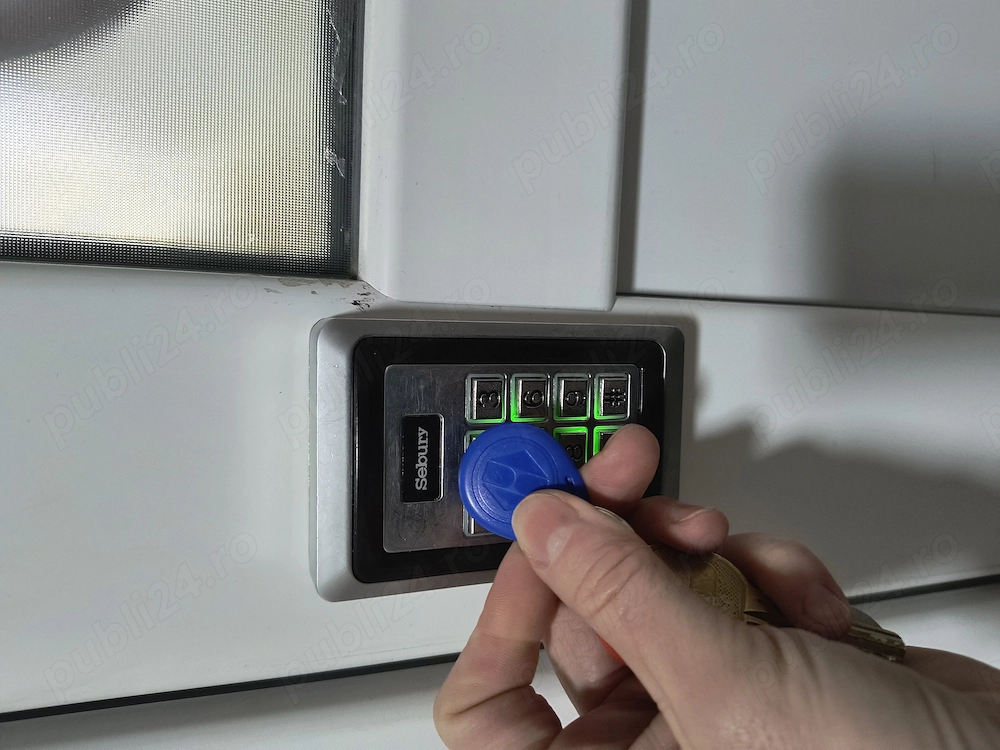 Garsonieră mobilată et.3 4