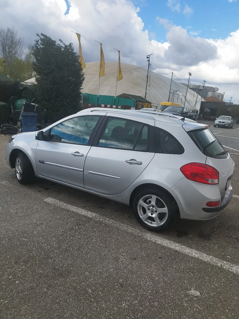 Vând Renault Clio