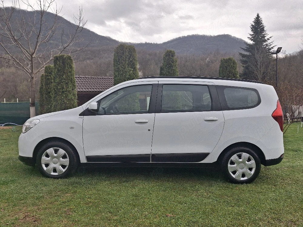 Dacia Lodgy 1.5Dci 90Cp Navi,Tempomat, Senzori Parcare, consum 4,2