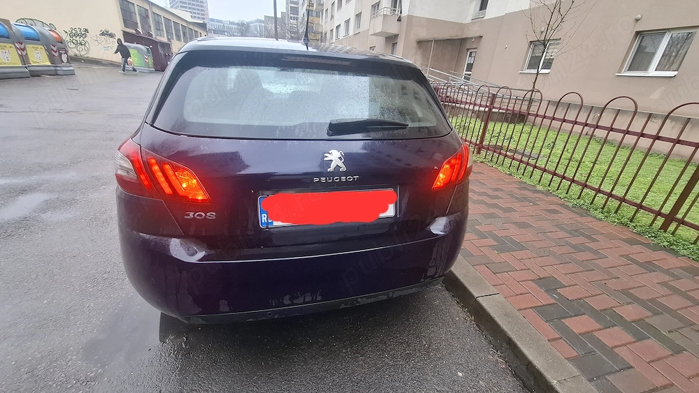 Vând Peugeot 308 