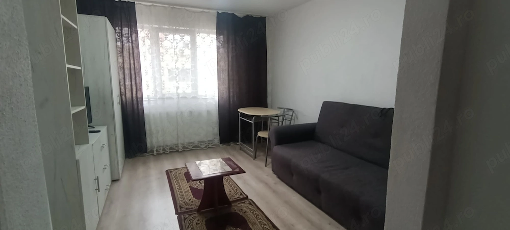 Închiriez garsoniera zona UTA 