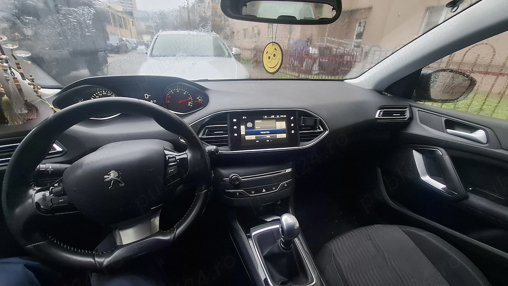Vând Peugeot 308 